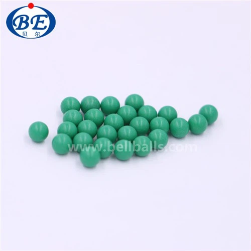 Bolas de plástico verde sólido