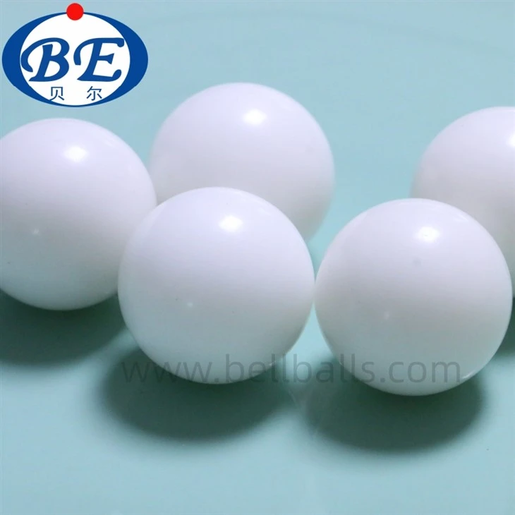 Bolas de plástico brancas sólidas de 50 mm